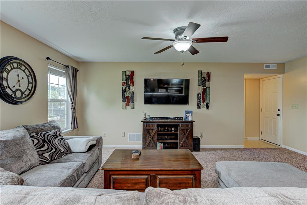 5816 Decatur Ridge Drive Indianapolis, IN 46221 - Photo 17 of 47