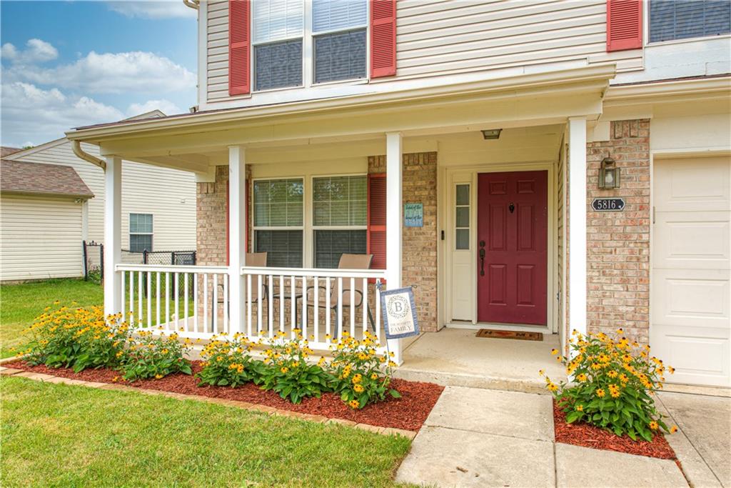 5816 Decatur Ridge Drive Indianapolis, IN 46221 - Photo 4 of 47
