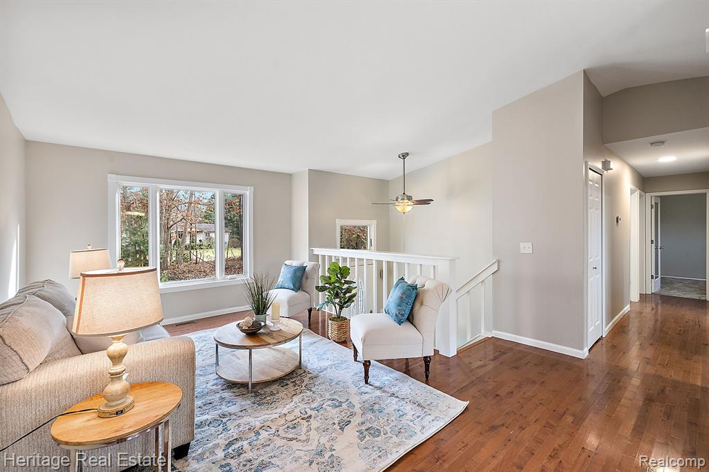 575 Coats Road Lake Orion, MI 48362 - Photo 6 of 54