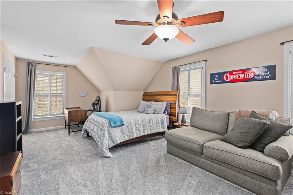 3912 Wesseck Drive High Point, NC 27265 - Photo 38 of 50
