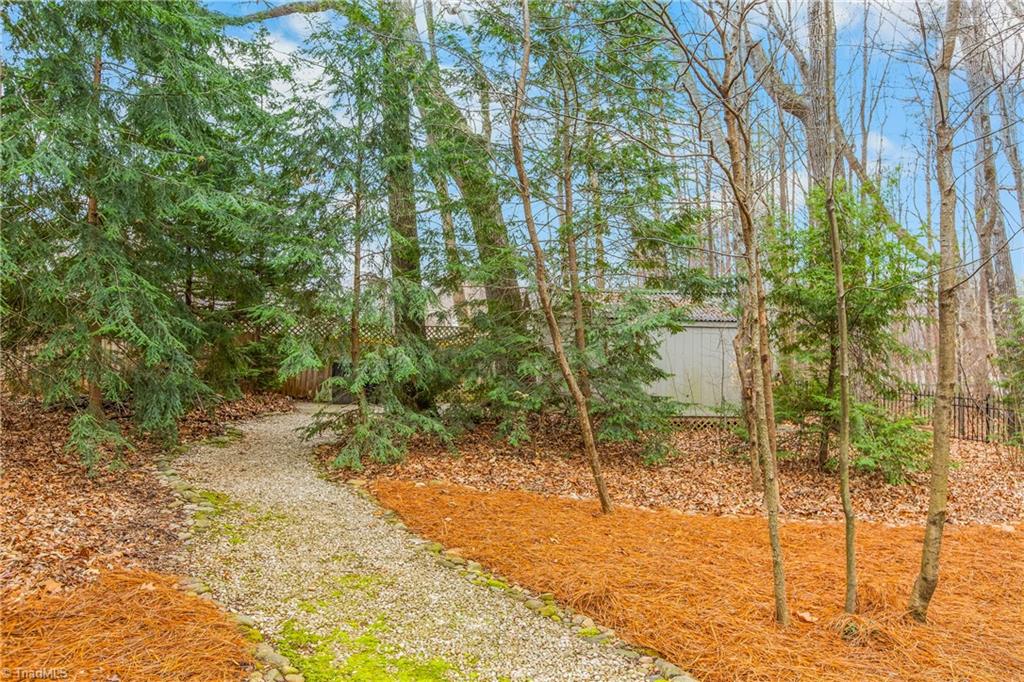3912 Wesseck Drive High Point, NC 27265 - Photo 45 of 50