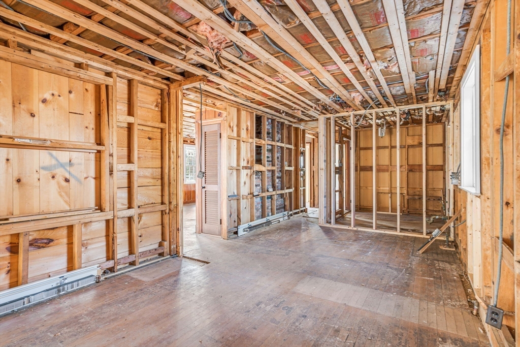 14 Heintz Road Dennis Port, MA 02639 - Photo 7 of 37 Gallery Image 7