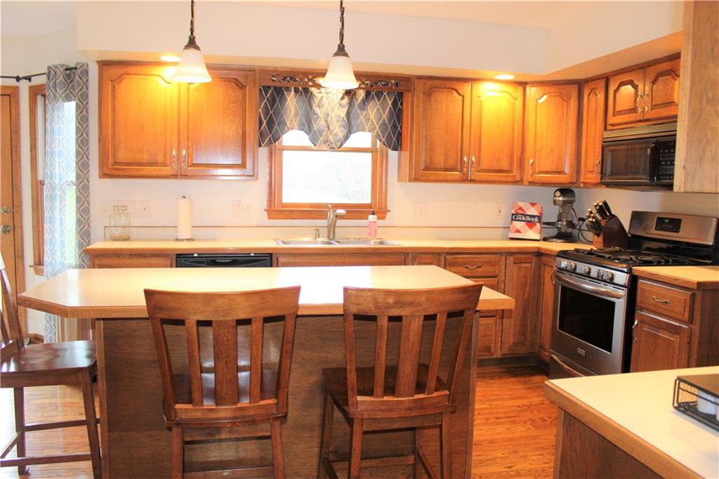 4200 Tuscarawas Road Beaver, PA 15009 - Photo 5 of 24 Large Kitchen Island With Seating Area