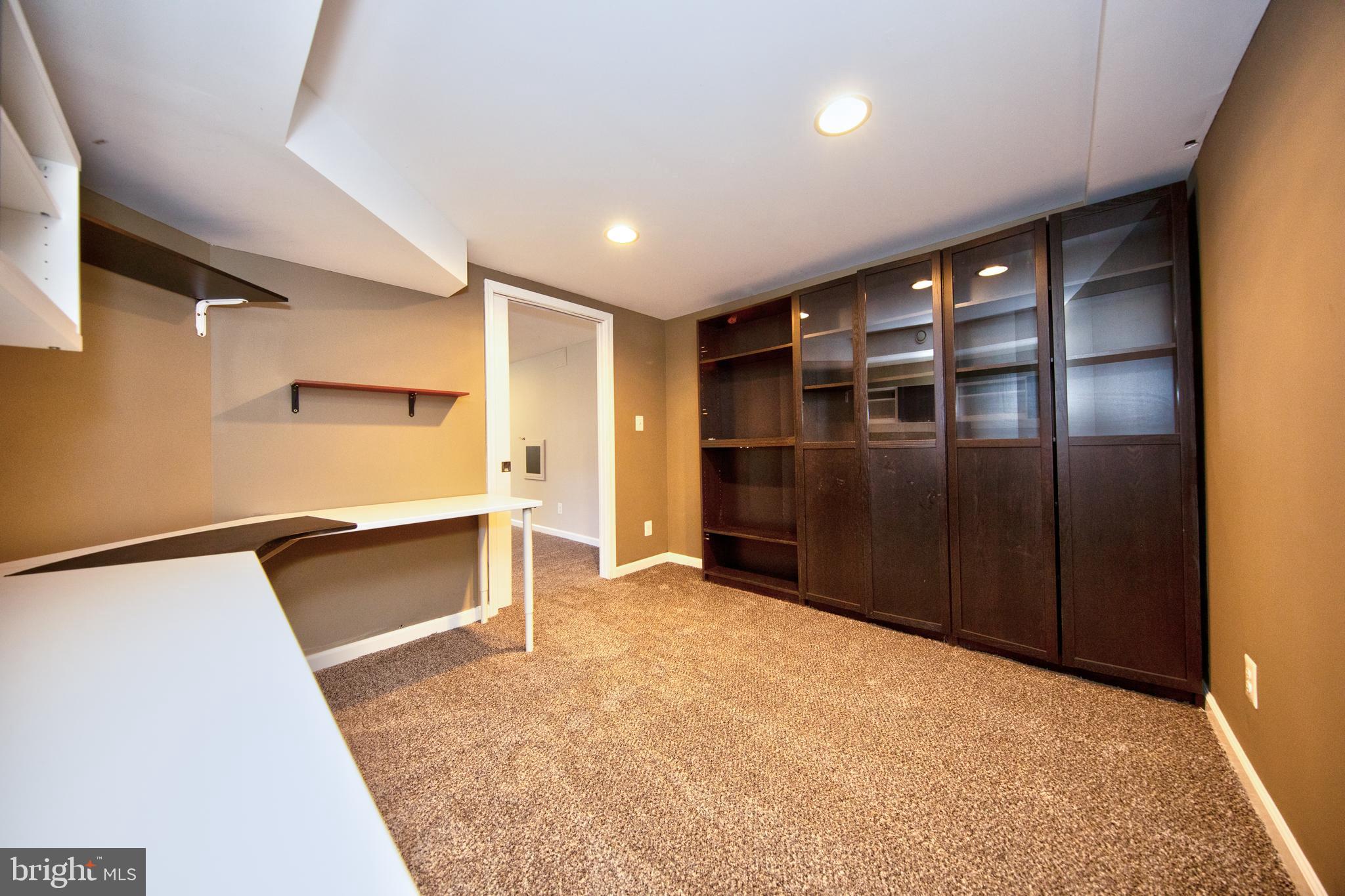 25 North Reed Street Bel Air, MD 21014 - Photo 26 of 32 Office with built in desk area