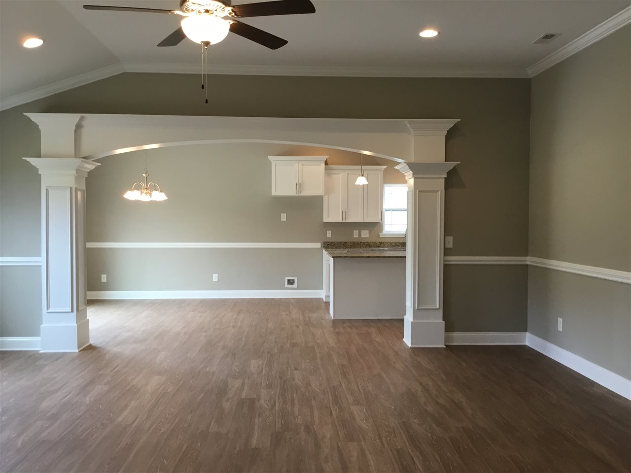 127 State Rd S-42-8270 Duncan, SC 29334 - Photo 5 of 35