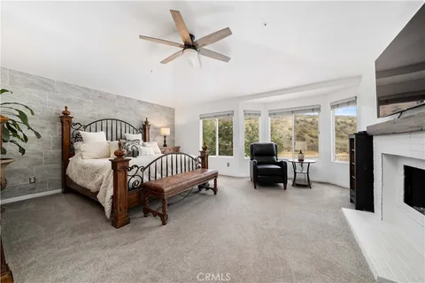 $2,195,000 | 5919 County Oak Road, Woodland Hills, CA 91367