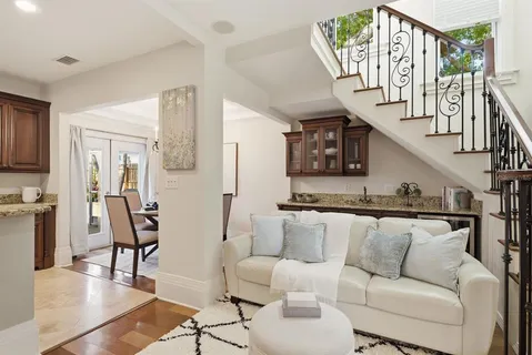 $1,250,000 | 888 16th Avenue North, St. Petersburg, FL 33704