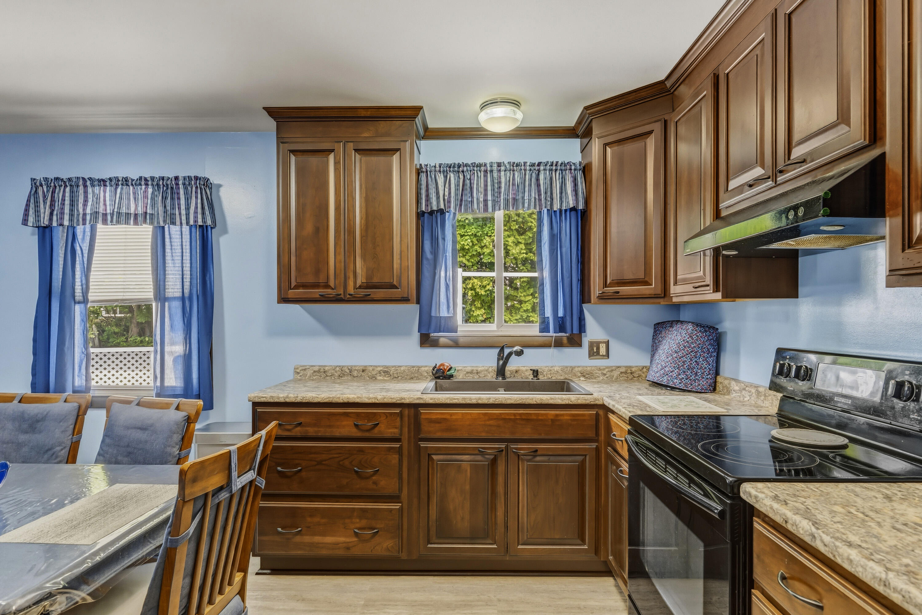 4 Mitchell Street Lewiston, ME 04240 - Photo 10 of 52