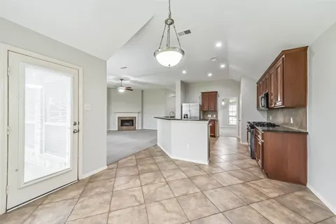 $320,000 | 15922 Azalea Shores Court, Houston, TX 77044
