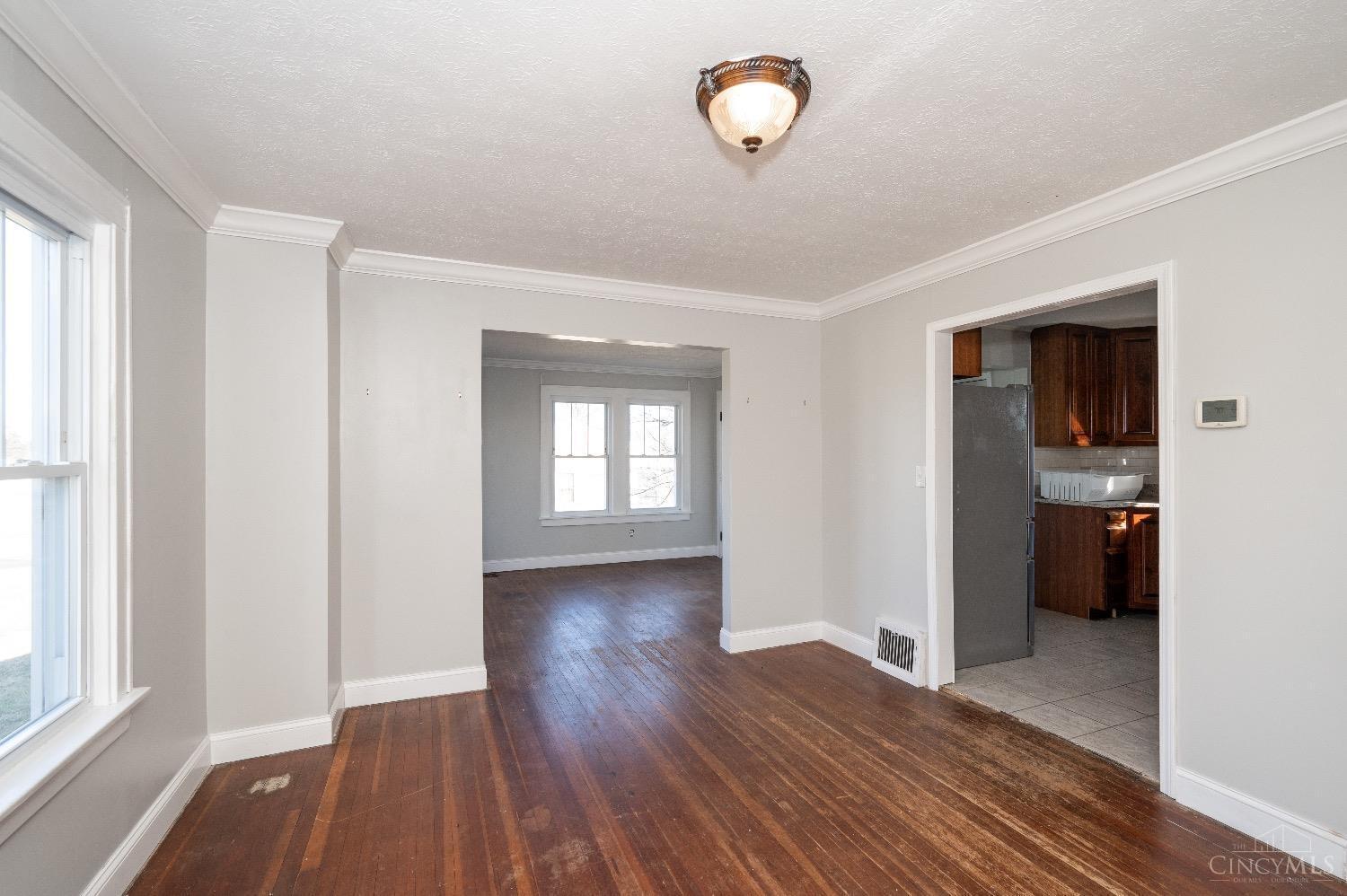 5730 Greenlawn Road Hamilton, OH 45011 - Photo 10 of 48 Gallery Image 10