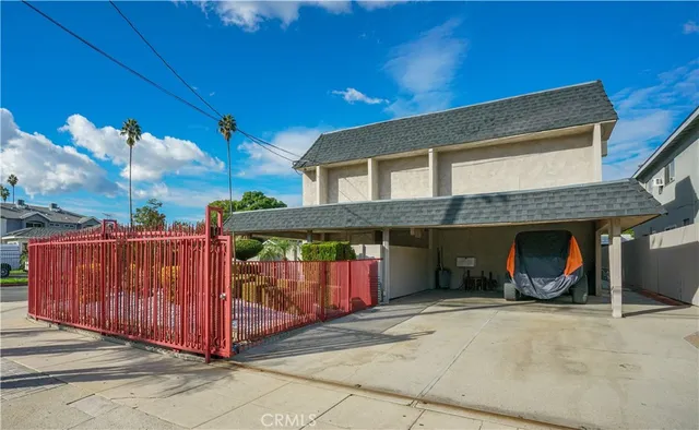 $1,549,000 | 6104 Costello Avenue, Valley Glen, CA 91401