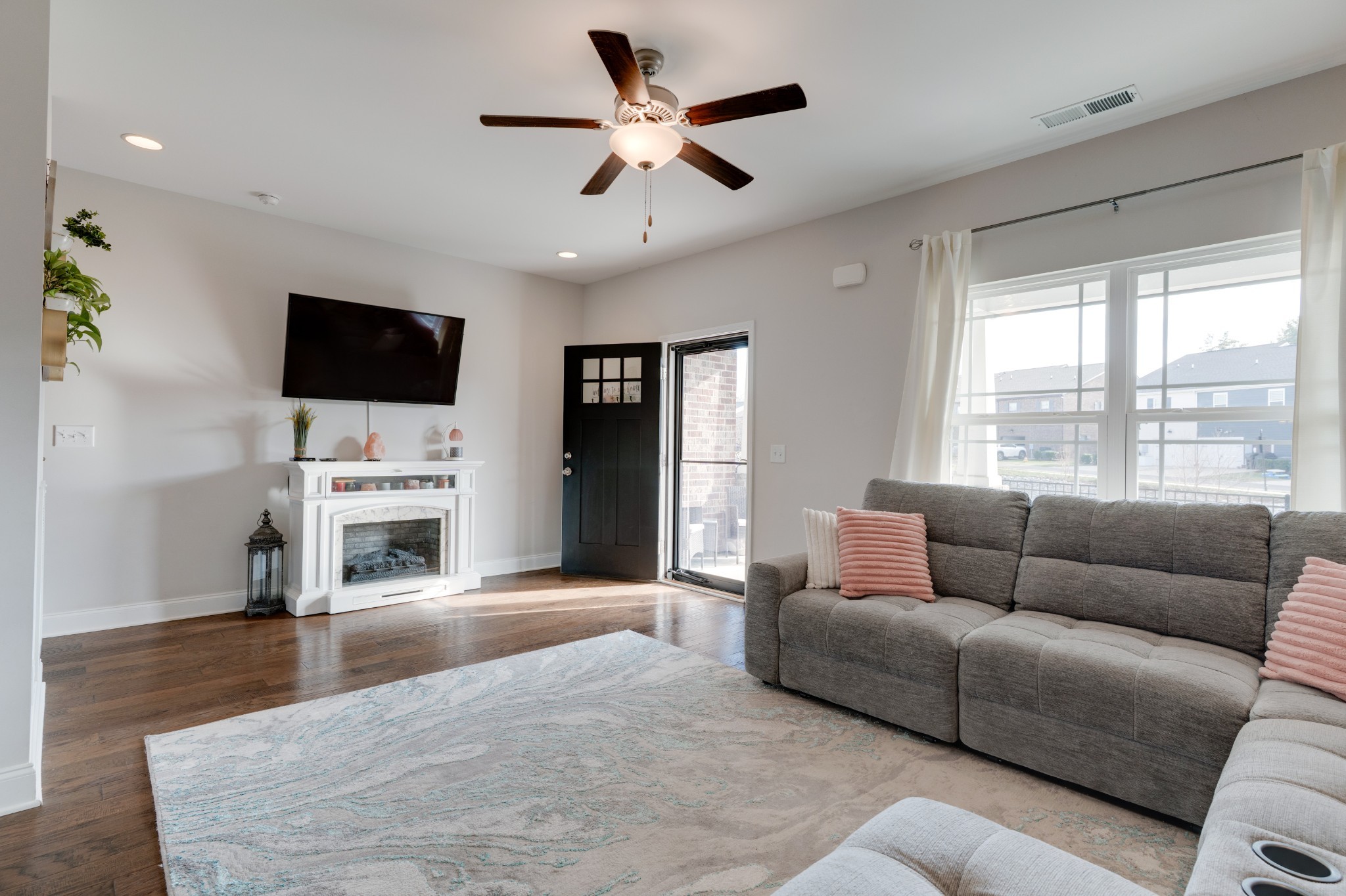 420 Longstone Road Gallatin, TN 37066 - Photo 4 of 22