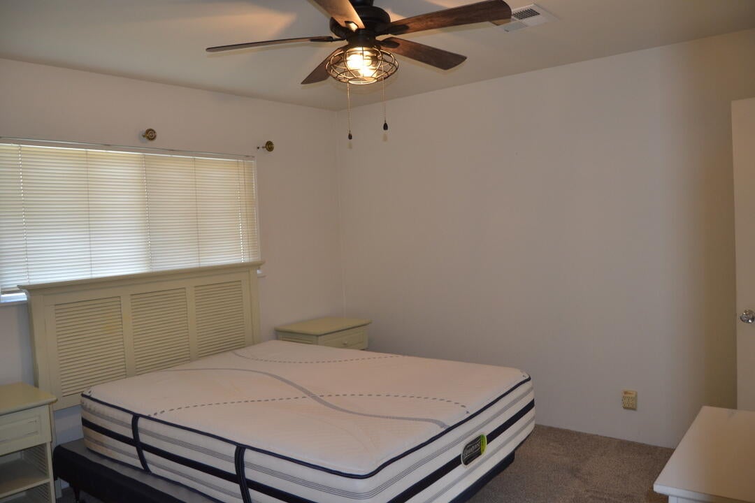 225 Espey Road Grants Pass, OR 97527 - Photo 14 of 28 DSC_8990