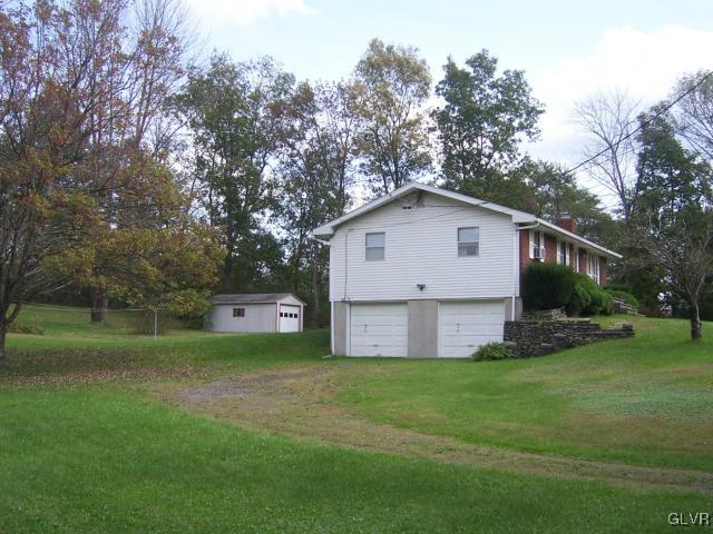 5398 Neola Road Stroudsburg, PA 18360 - Photo 9 of 10 Gallery Image 9