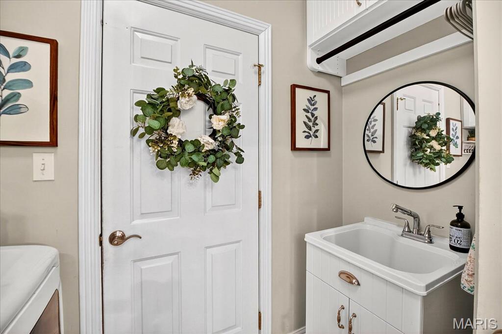 1516 Redbriar Drive High Ridge, MO 63049 - Photo 19 of 57