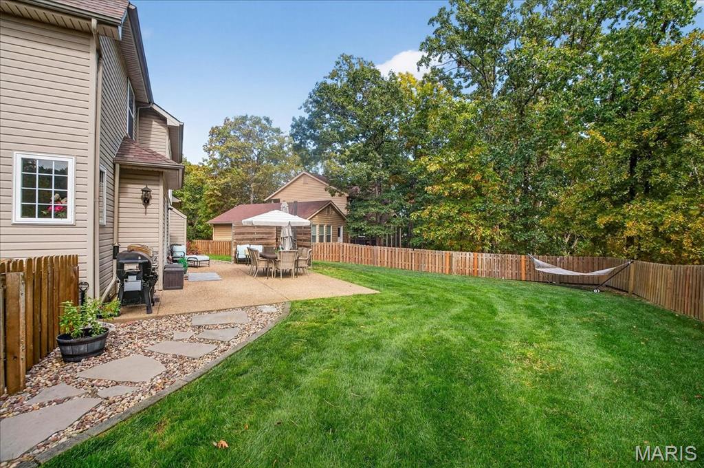 1516 Redbriar Drive High Ridge, MO 63049 - Photo 39 of 57