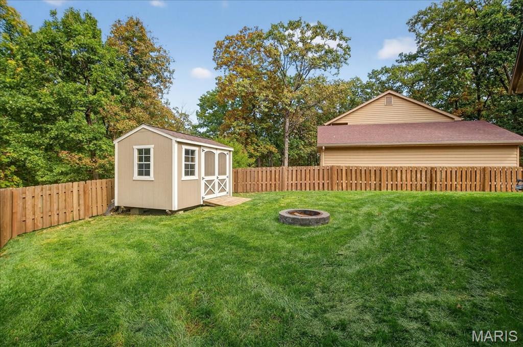 1516 Redbriar Drive High Ridge, MO 63049 - Photo 42 of 57