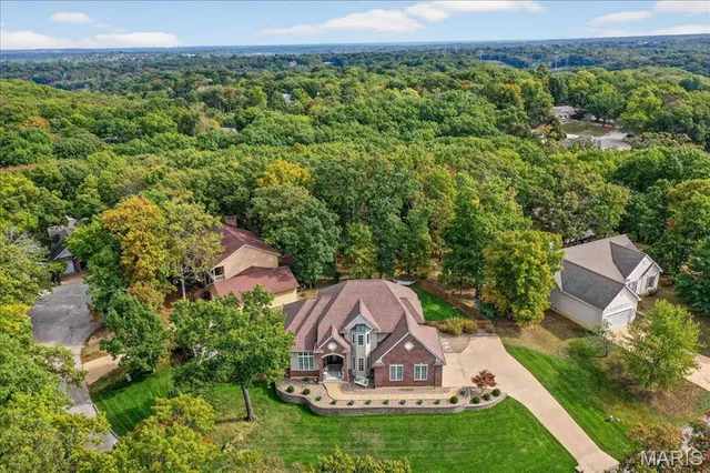 $675,000 | 1516 Redbriar Drive, High Ridge, MO 63049