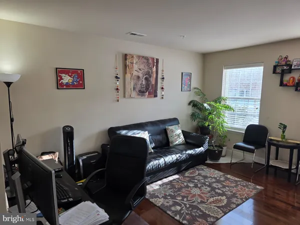 $3,200 | 11875 Snowden Farm Parkway, Clarksburg, MD 20871