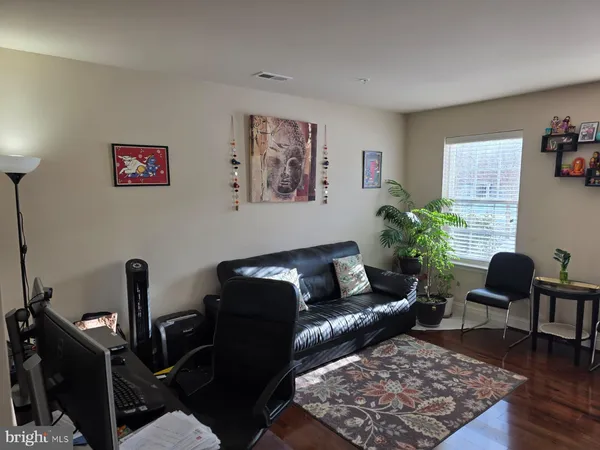 $3,200 | 11875 Snowden Farm Parkway, Clarksburg, MD 20871