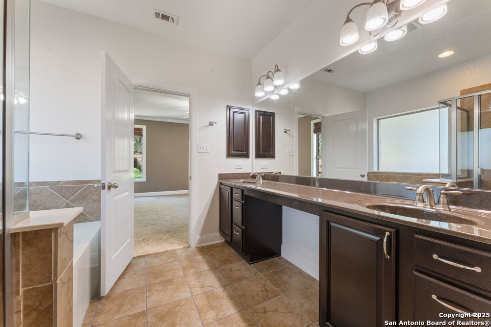 120 Red Bud Boerne, TX 78006 - Photo 15 of 43