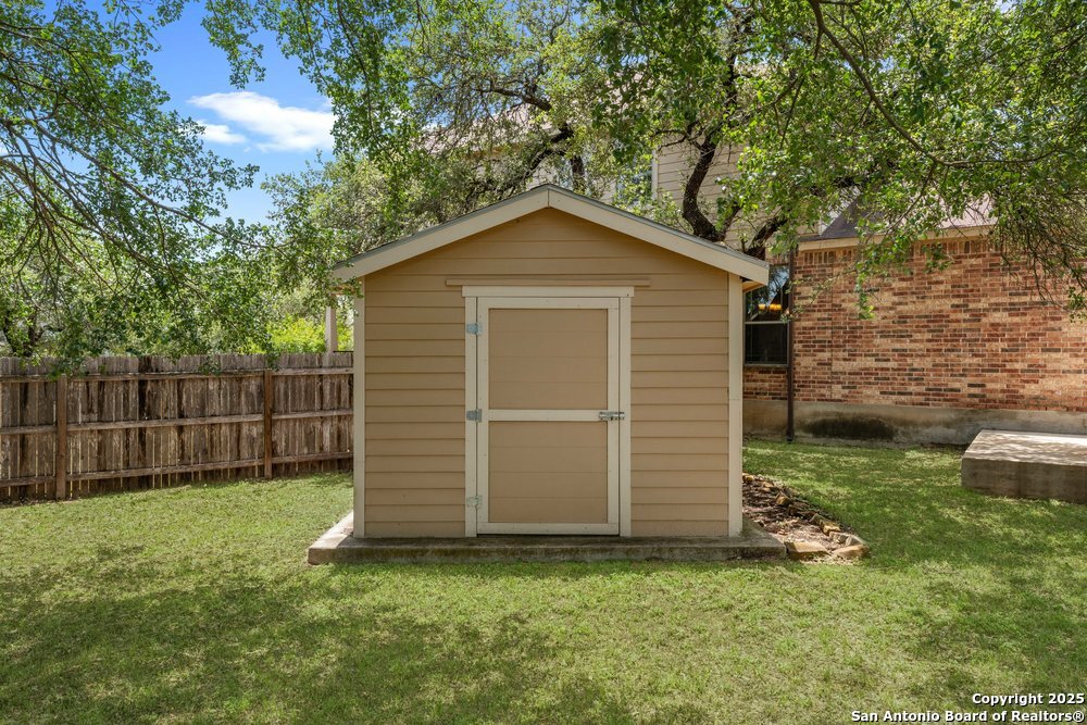 120 Red Bud Boerne, TX 78006 - Photo 9 of 43