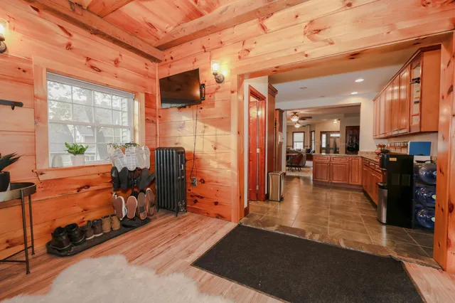 $3,600 | 331 East High Street, Manchester, NH 03104