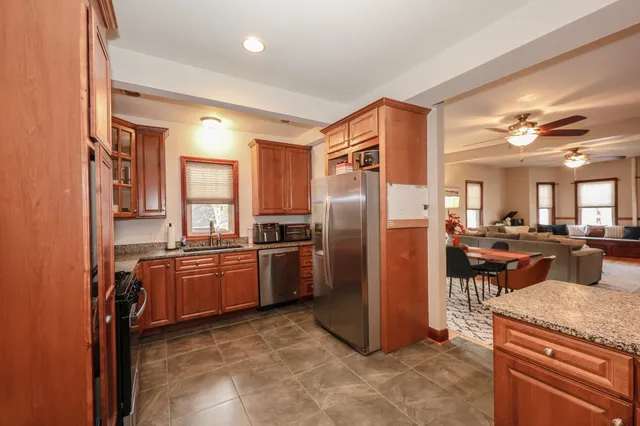 $3,600 | 331 East High Street, Manchester, NH 03104