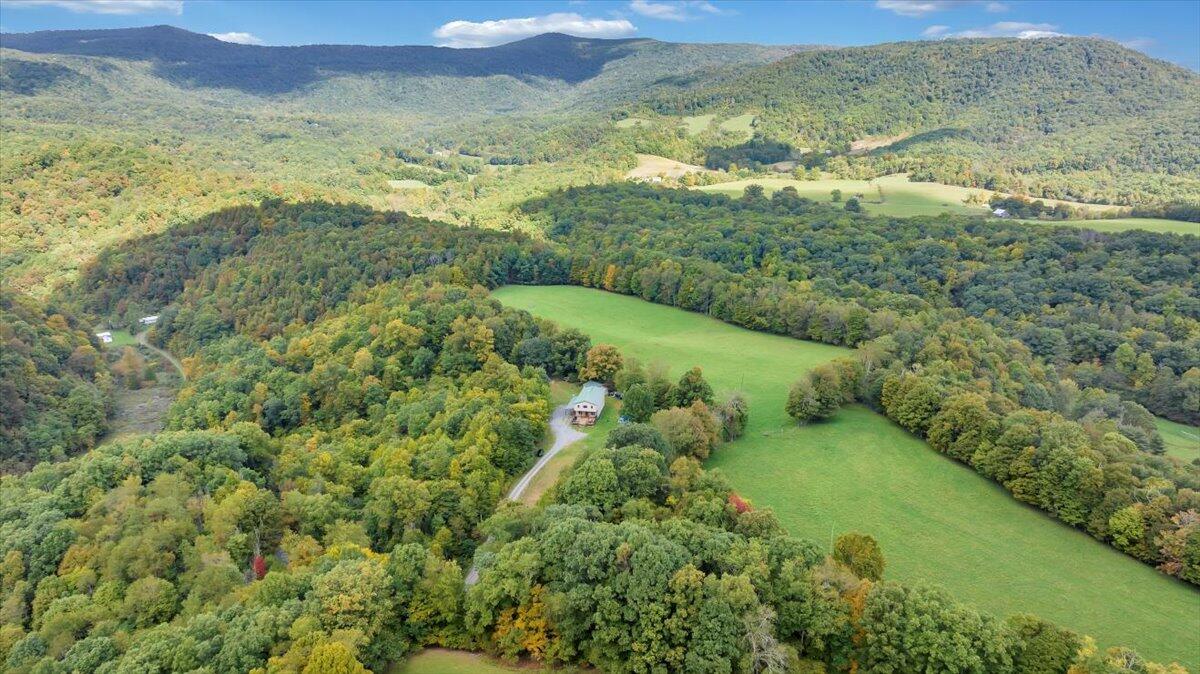6966 Lobelia Road Hillsboro, WV 24946 - Photo 52 of 61 Gallery Image 52