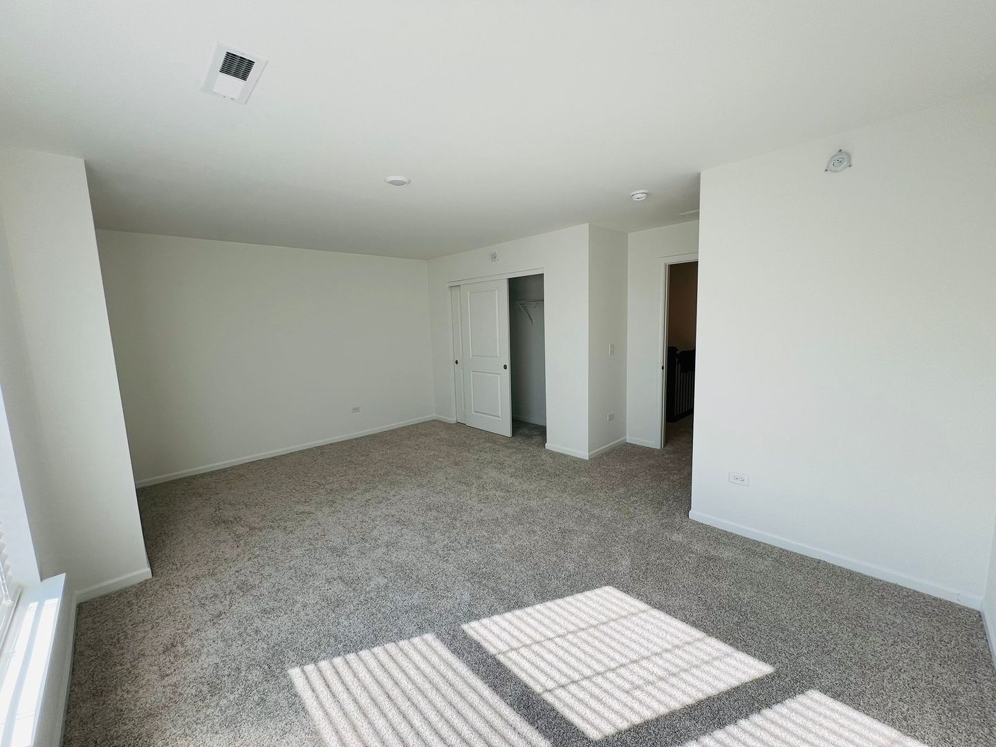 128 Henderson Street Oswego, IL 60543 - Photo 7 of 13