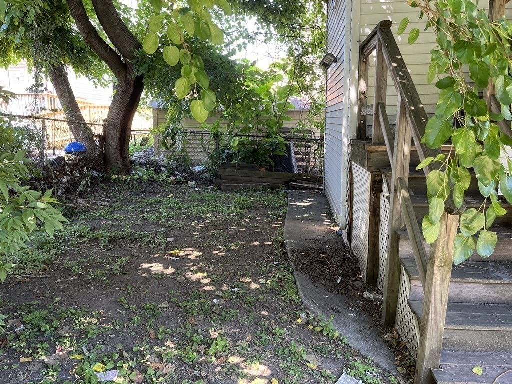 68 Suffolk Street Worcester, MA 01604 - Photo 21 of 24