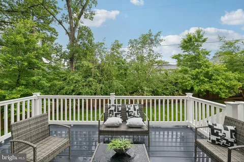 $2,400,000 | 2336 North Oak Street, Falls Church, VA 22046