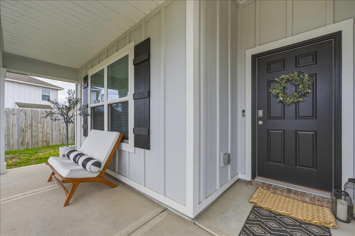 943 Sandbar Loop Crestview, FL 32539 - Photo 4 of 59 07-943 Sandbar Loop-Crestview-7