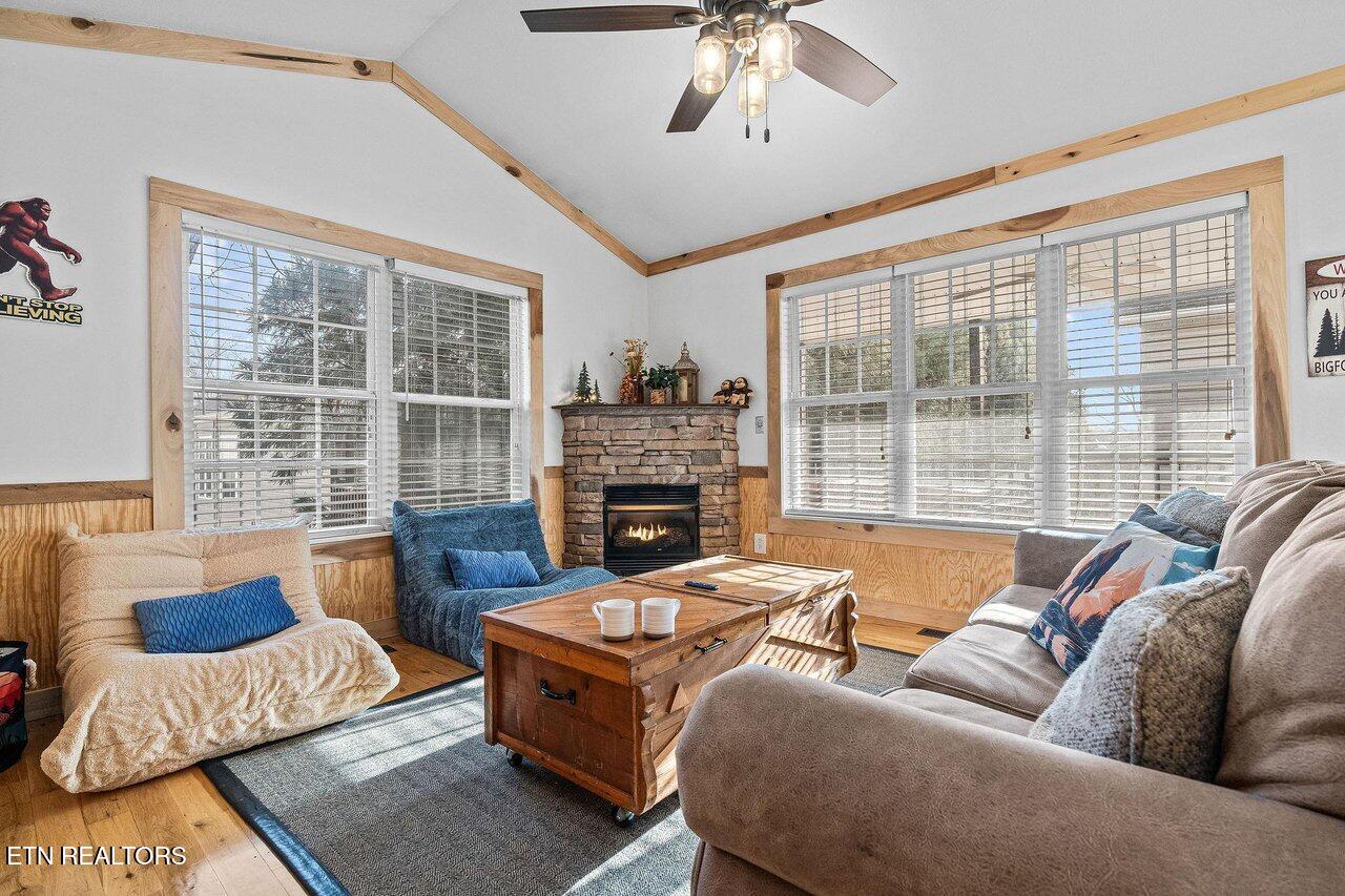 644 Lloyd Huskey Road Pigeon Forge, TN 37863 - Photo 11 of 26 IMG_0867