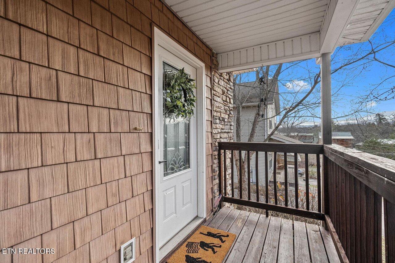 644 Lloyd Huskey Road Pigeon Forge, TN 37863 - Photo 3 of 26 IMG_0890