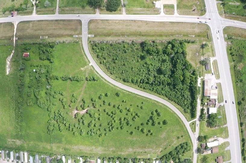 2849 Shanks Road Angleton, TX 77515 - Photo 6 of 15