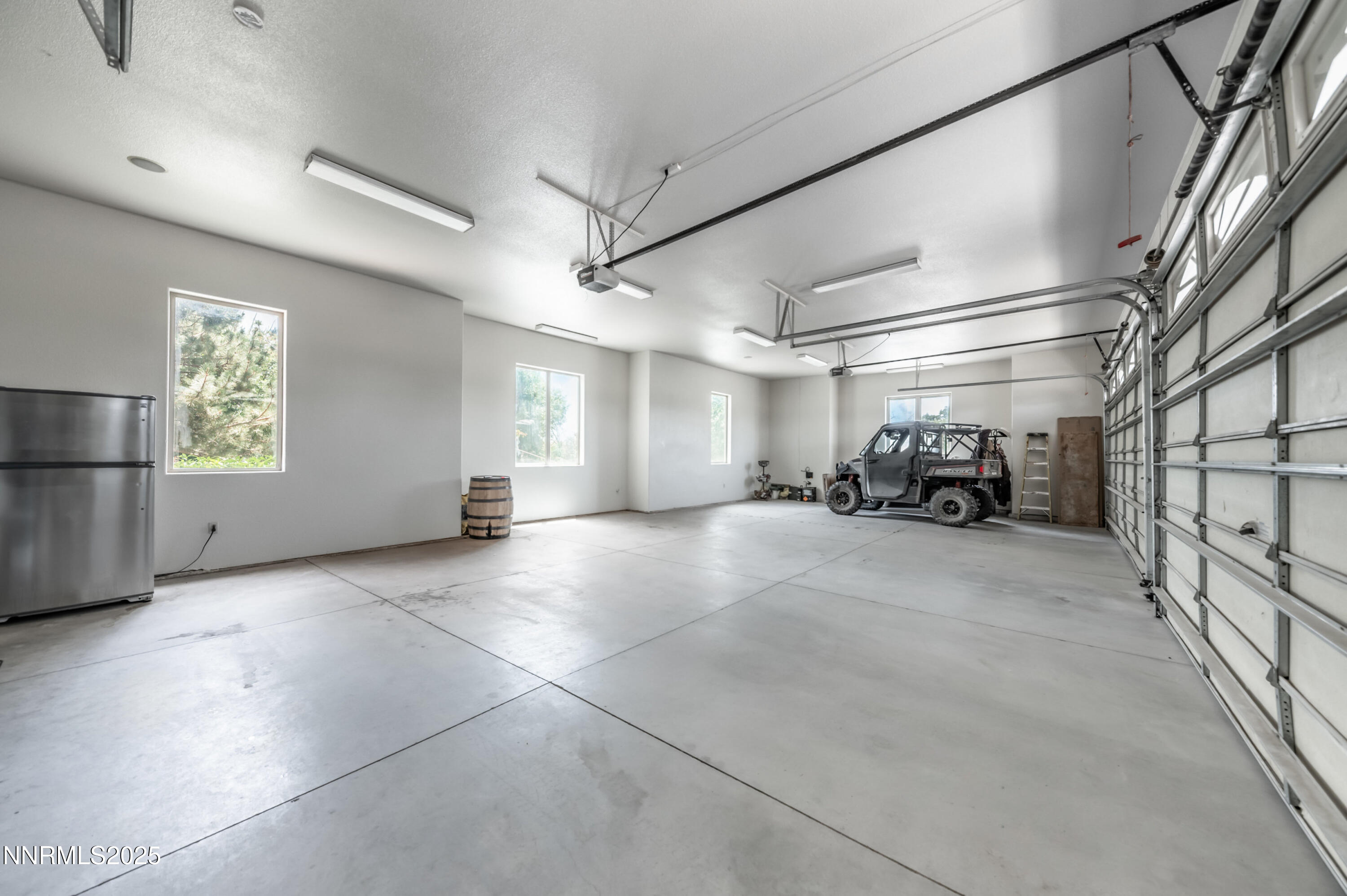 4433 Casey Road Fallon, NV 89406 - Photo 61 of 71 a view of parking garage with garage