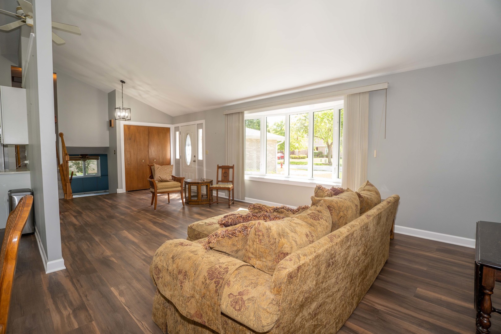16409 Winding Creek Road Plainfield, IL 60586 - Photo 4 of 21