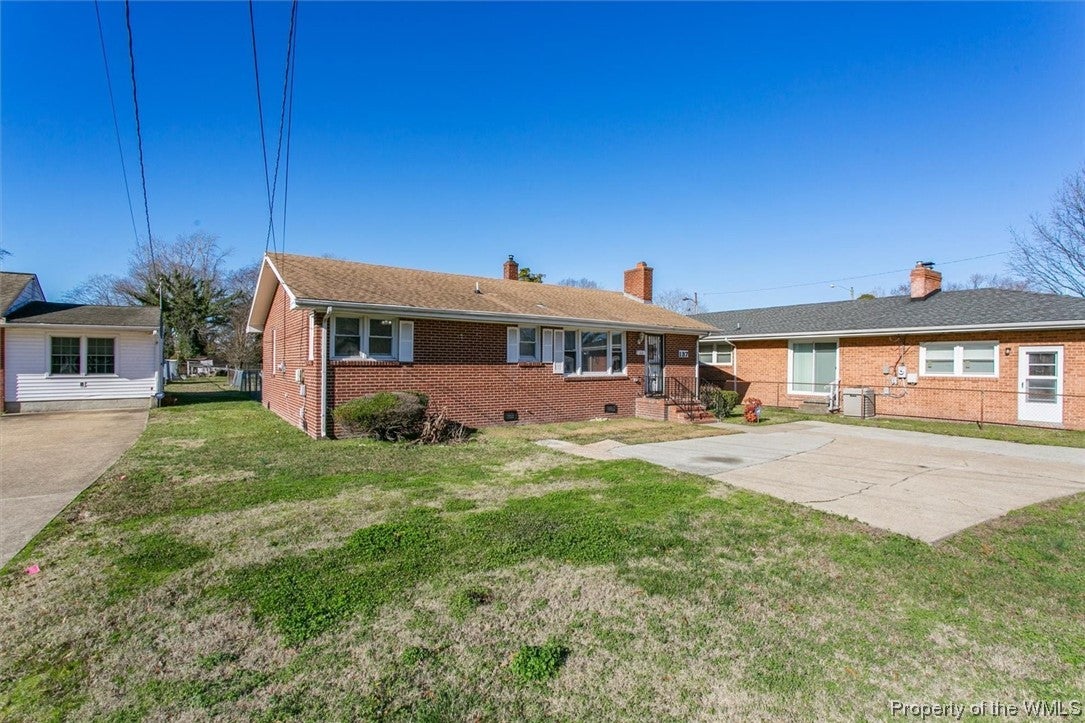 137 Woodland Road Hampton, VA 23663 - Photo 2 of 25 Gallery Image 2