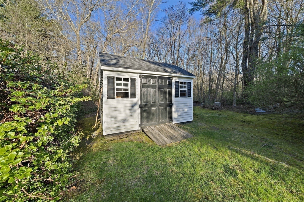 63 Reed Street Hanson, MA 02341 - Photo 17 of 24 Gallery Image 17