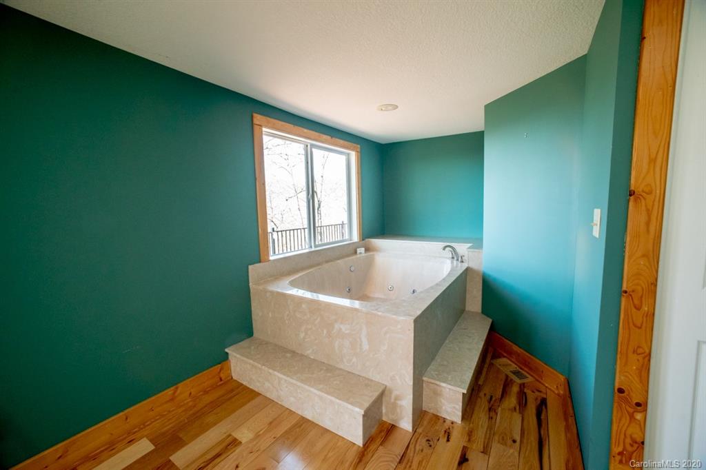219 Echo Mountain View Road Fairview, NC 28730 - Photo 16 of 48 Gallery Image 16