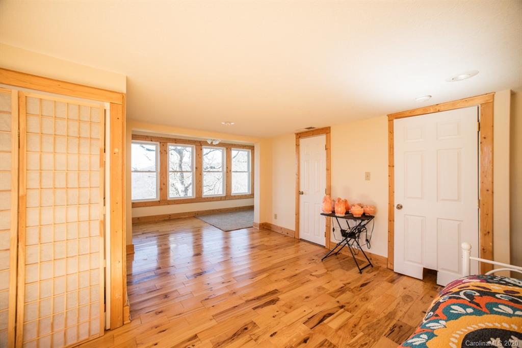 219 Echo Mountain View Road Fairview, NC 28730 - Photo 25 of 48 Gallery Image 25