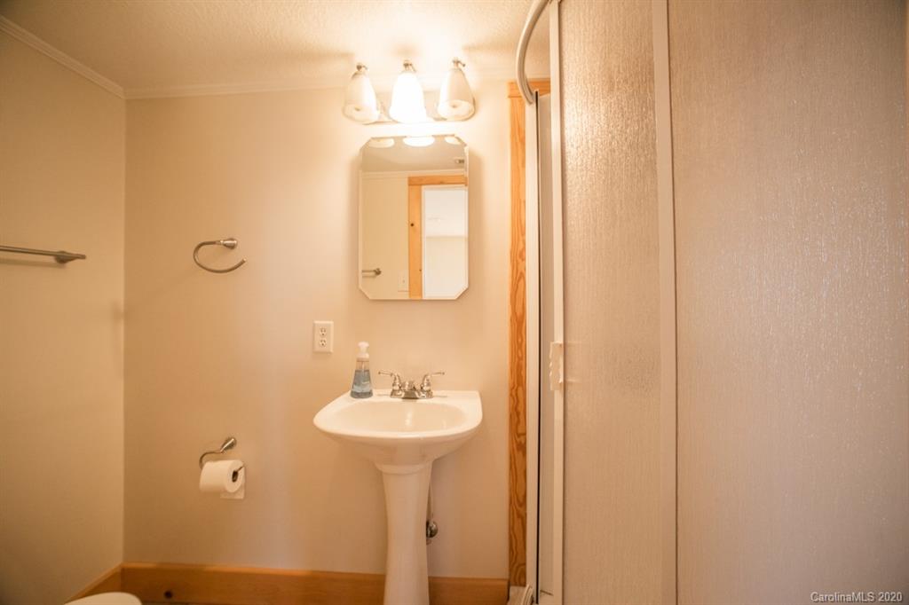 219 Echo Mountain View Road Fairview, NC 28730 - Photo 27 of 48 Gallery Image 27
