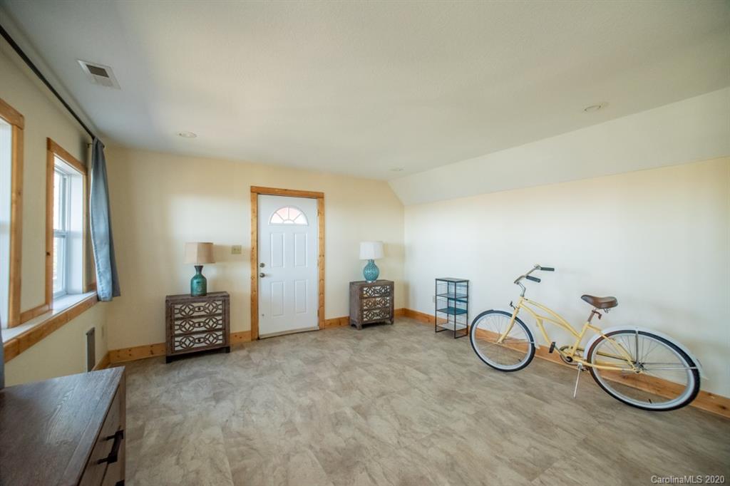219 Echo Mountain View Road Fairview, NC 28730 - Photo 35 of 48 Gallery Image 35