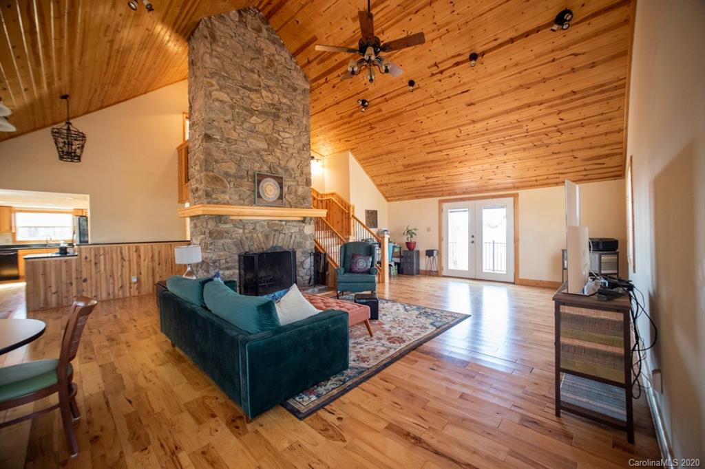 219 Echo Mountain View Road Fairview, NC 28730 - Photo 5 of 48 Gallery Image 5
