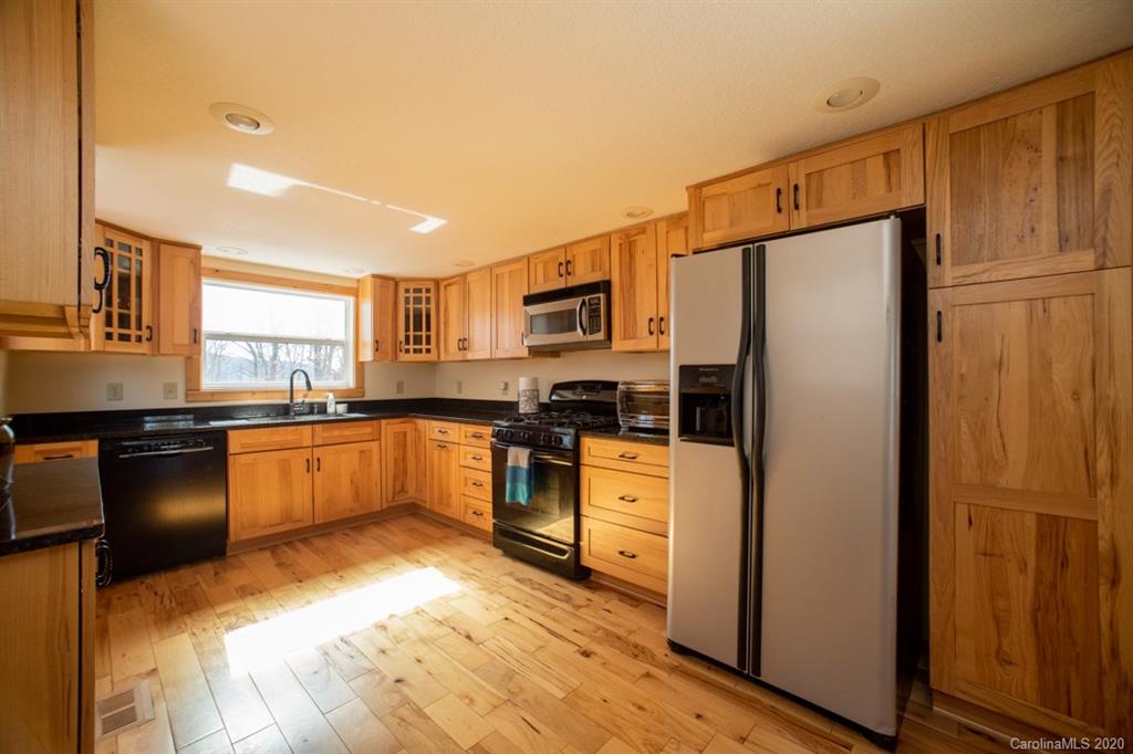 219 Echo Mountain View Road Fairview, NC 28730 - Photo 8 of 48 Gallery Image 8