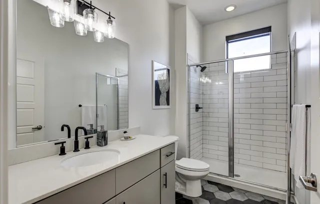 $1,999 | 1002 Division Street, Unit 209, Nashville, TN 37203