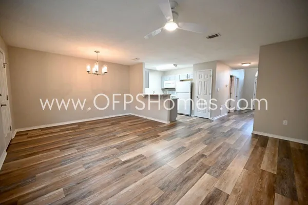 $1,850 | 214 Tooke Street, Unit A, Fort Walton Beach, FL 32547