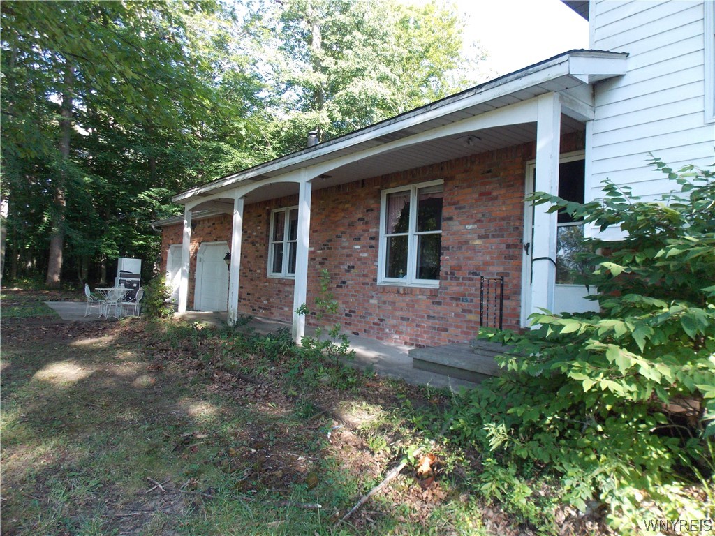 8976 Sesh Road Clarence, NY 14032 - Photo 13 of 39