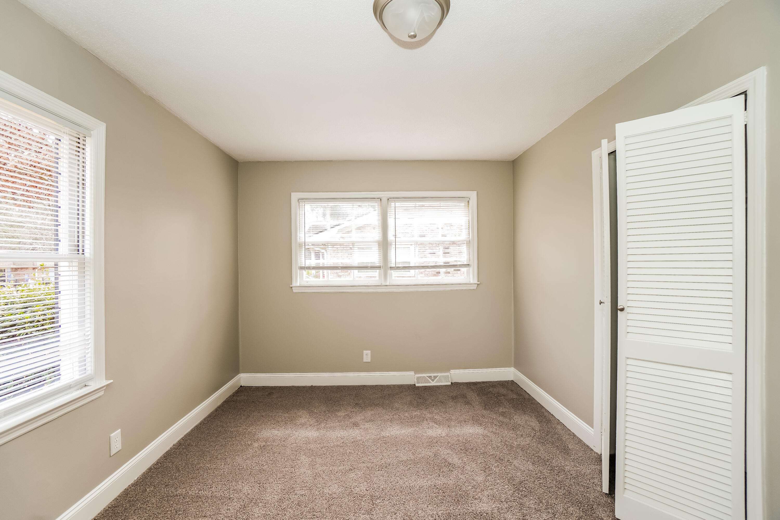 109 Wisteria Road Goose Creek, SC 29445 - Photo 11 of 13 010-photo-bedroom-15199637